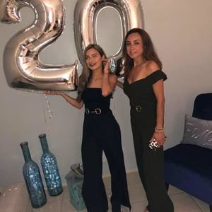 Meet your Posher, Rocio